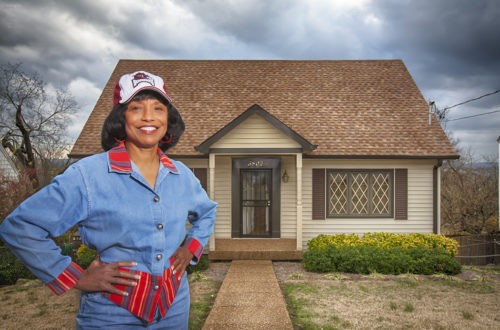 Shirley Stephens in front of her Nashville home